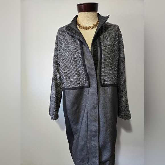 Lululemon Athletica Grey Cocoon Car Coat. Size XS - Picture 8 of 14